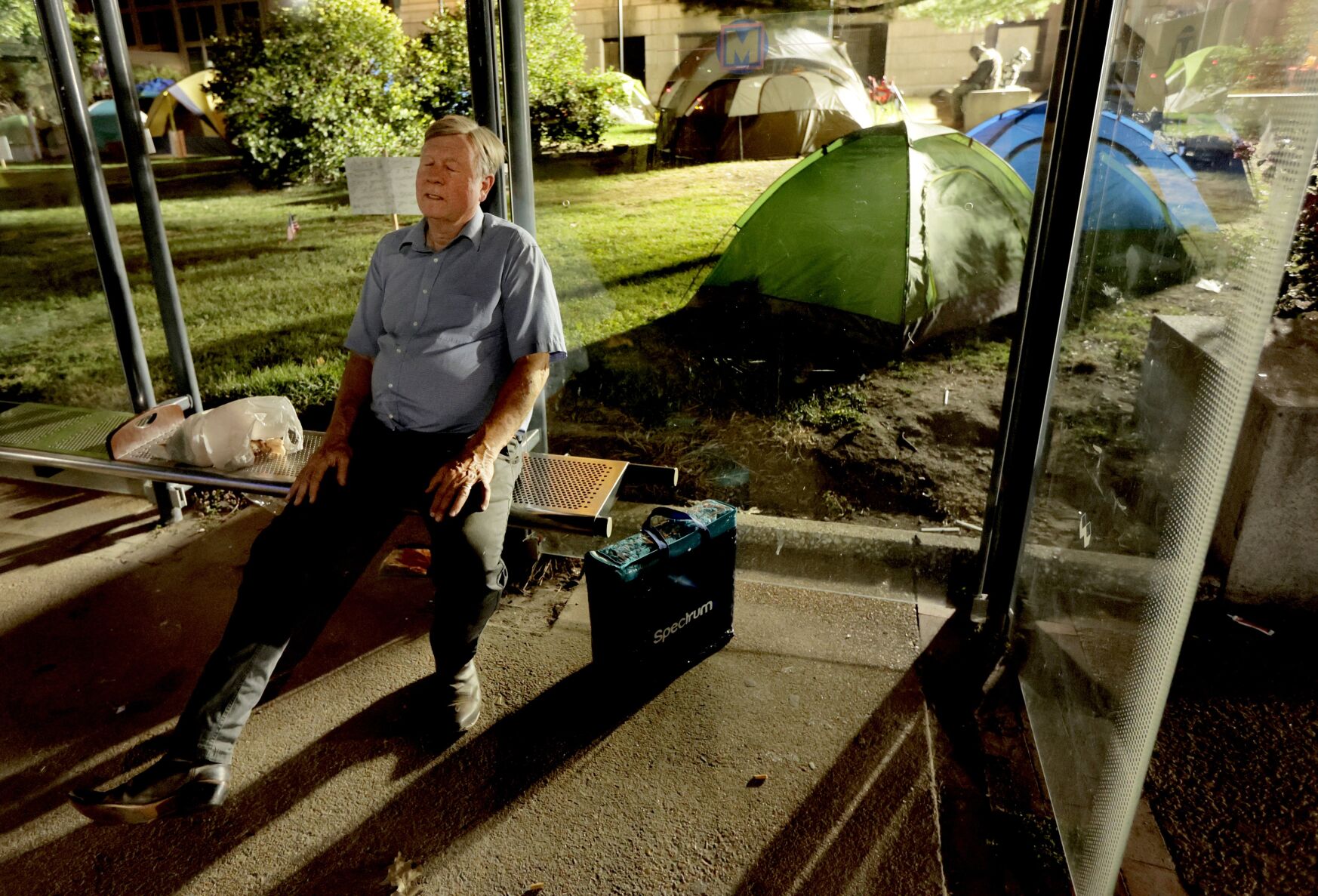 St. Louis City Hall homeless camp survives the night, dodging threat of closure
